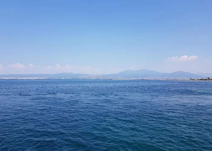 Apartment On The Sea